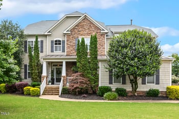 5516 Colonial Oaks Dr, Apex, NC 27539