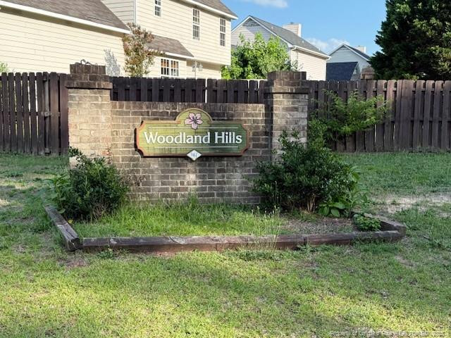 5516 Hall Glen Dr, Hope Mills, NC 28348