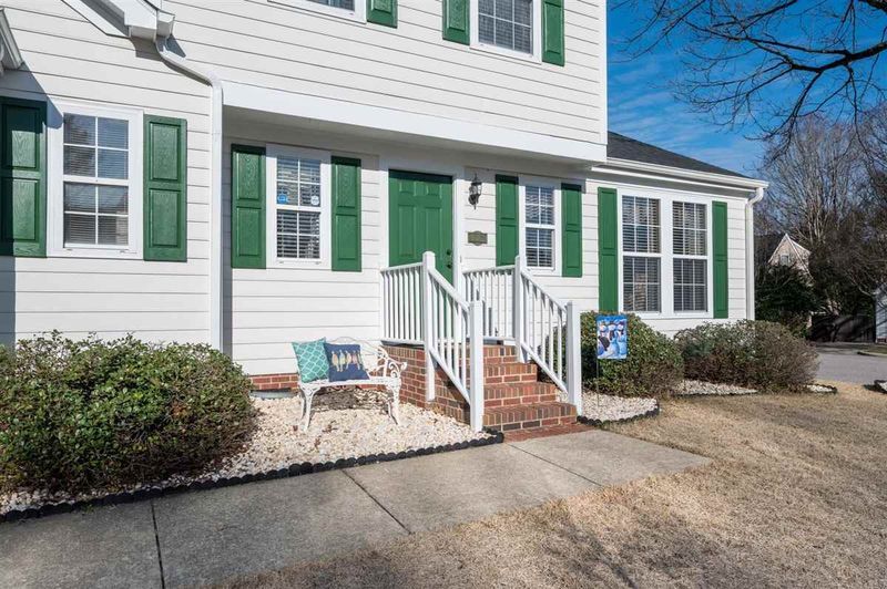 5517 Cumberland Plain Dr, Raleigh, NC 27616
