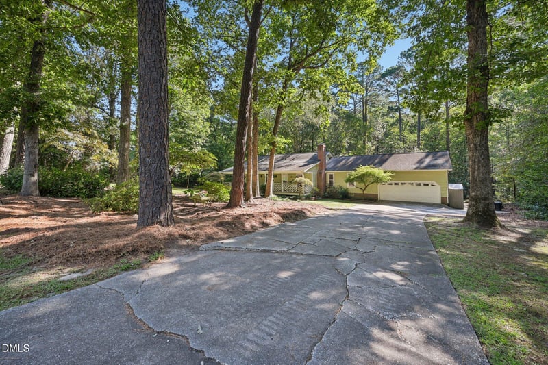 5517 Doemont Dr, Apex, NC 27539