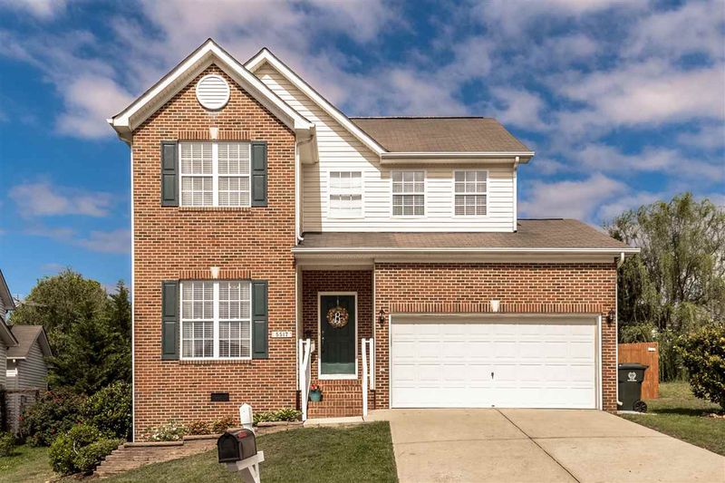 5517 Glencree Ct, Raleigh, NC 27612