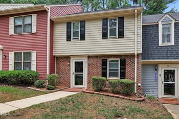 5519 Hamstead Crossing, Raleigh, NC 27612