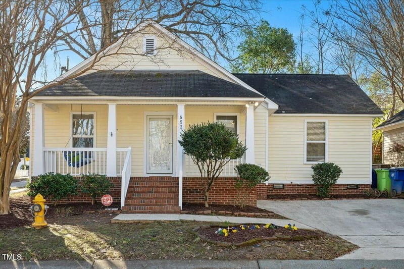 552 Moseley Ln, Raleigh, NC 27601