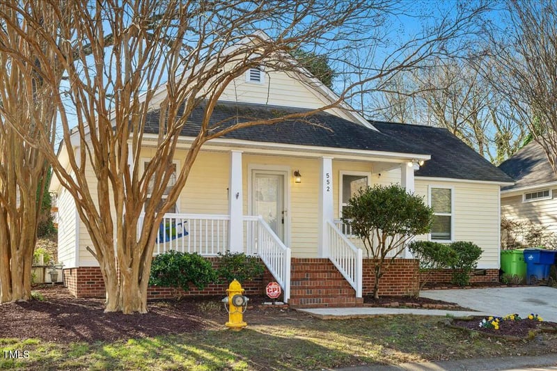 552 Moseley Ln, Raleigh, NC 27601