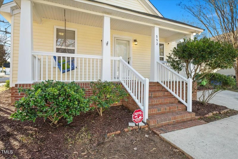 552 Moseley Ln, Raleigh, NC 27601