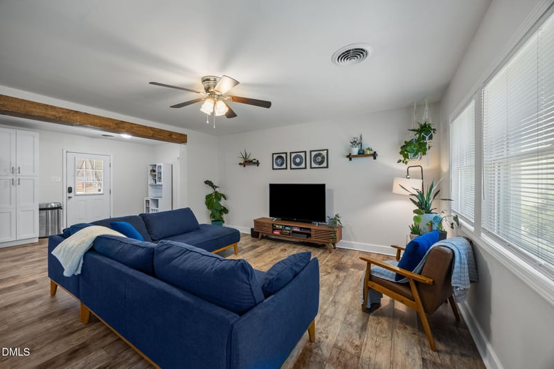 552 Rose Ln, Raleigh, NC 27610