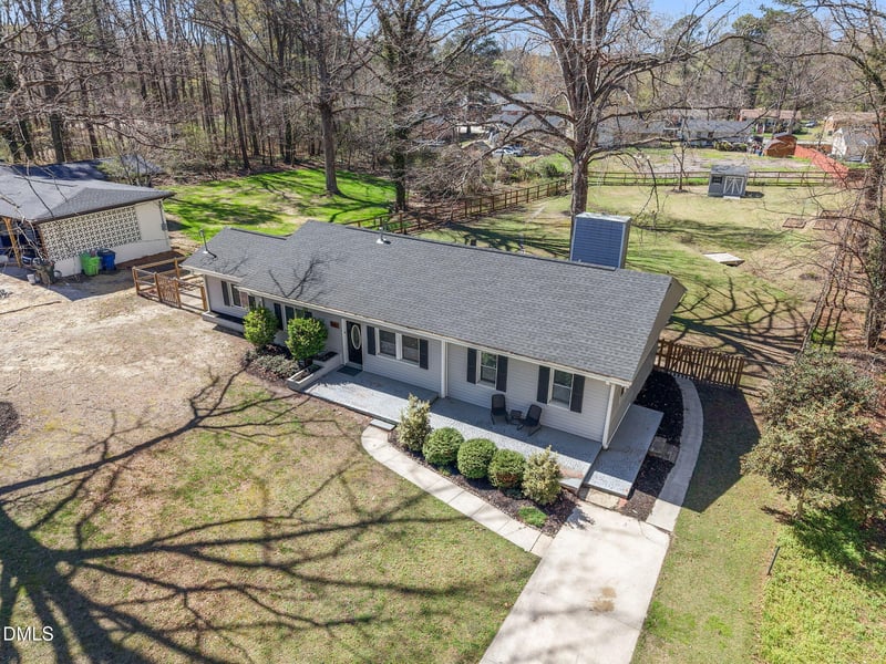 552 Rose Ln, Raleigh, NC 27610