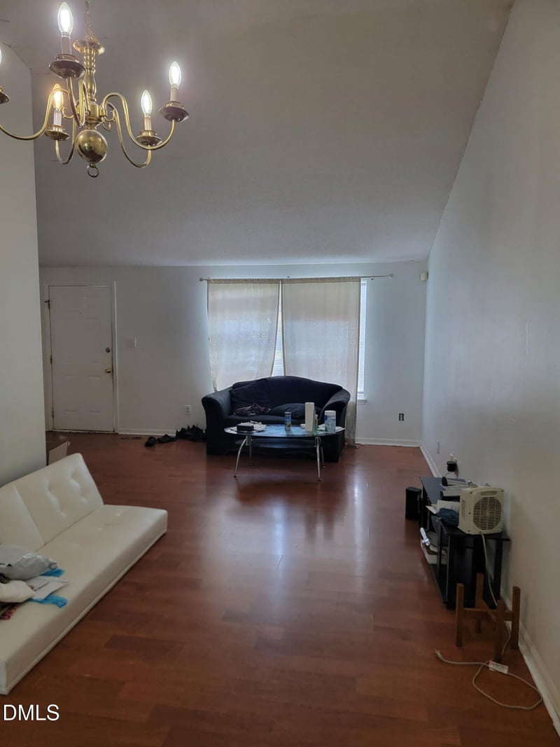 5520 Bellcamp Ct, Raleigh, NC 27610