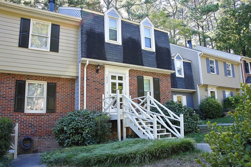 5520 Hamstead Crossing, Raleigh, NC 27612
