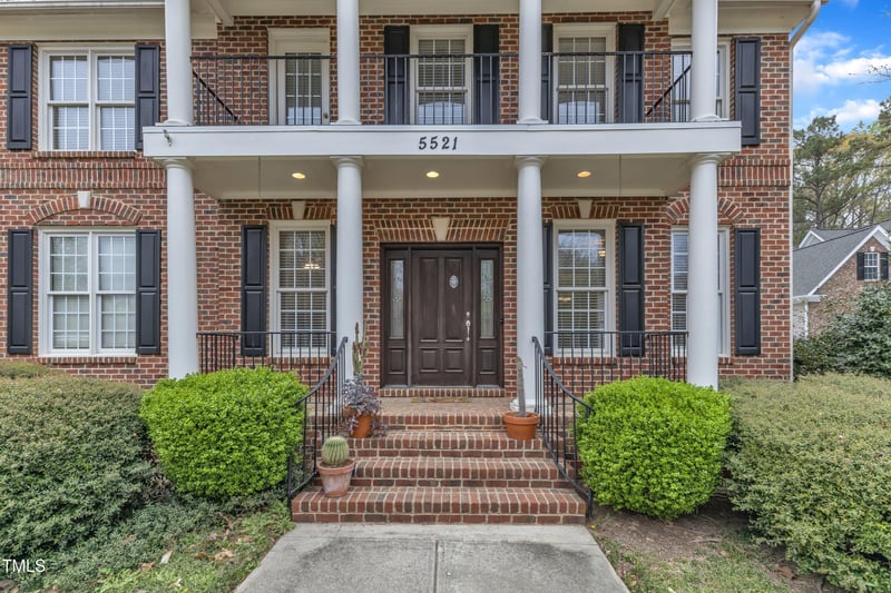 5521 Erinvale Ct, Holly Springs, NC 27540