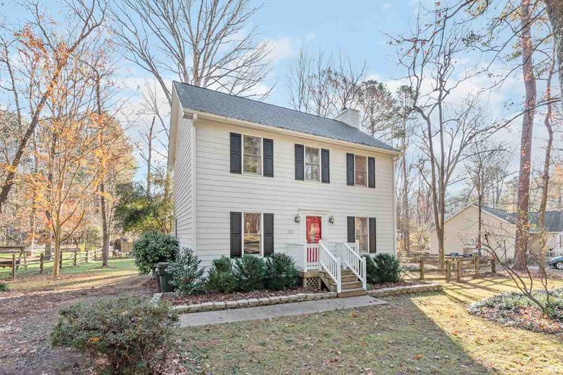 5523 Middleton Rd, Durham, NC 27713