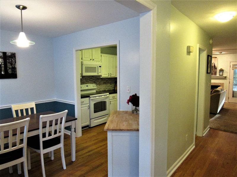 5523 Sharpe Dr, Raleigh, NC 27612