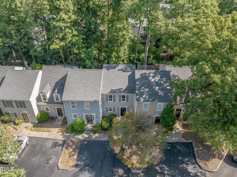 5524 Forest Oaks Dr, Raleigh, NC 27609