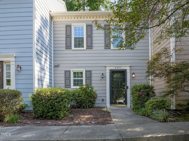 5524 Forest Oaks Dr, Raleigh, NC 27609