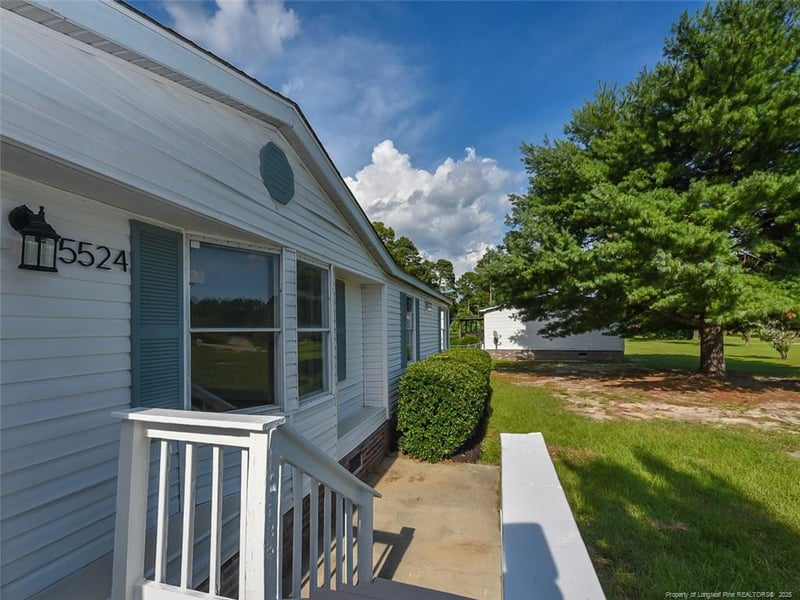 5524 Gilcrest Sands Dr, Hope Mills, NC 28348