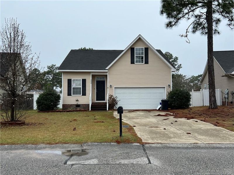5524 Thackeray Dr, Fayetteville, NC 28306