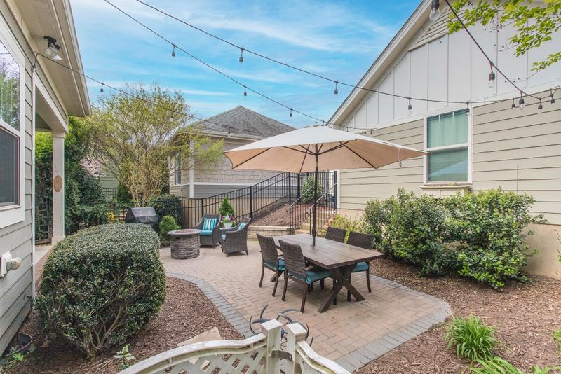 5524 Wade Park Blvd, Raleigh, NC 27607