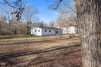 5525 Glenoaks Dr, Durham, NC 27712