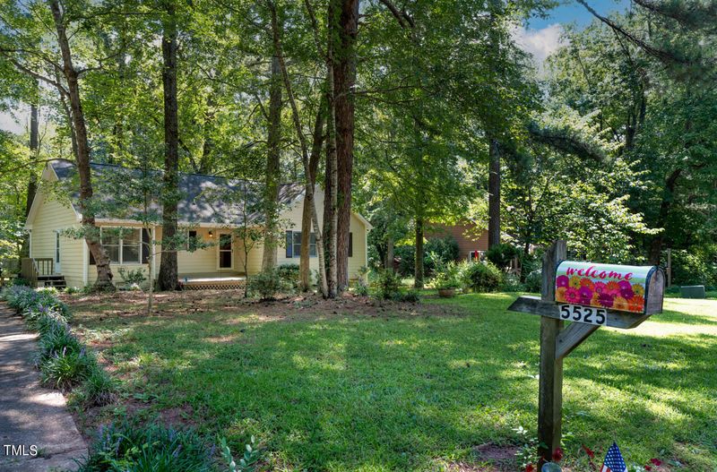 5525 Middleton Rd, Durham, NC 27713