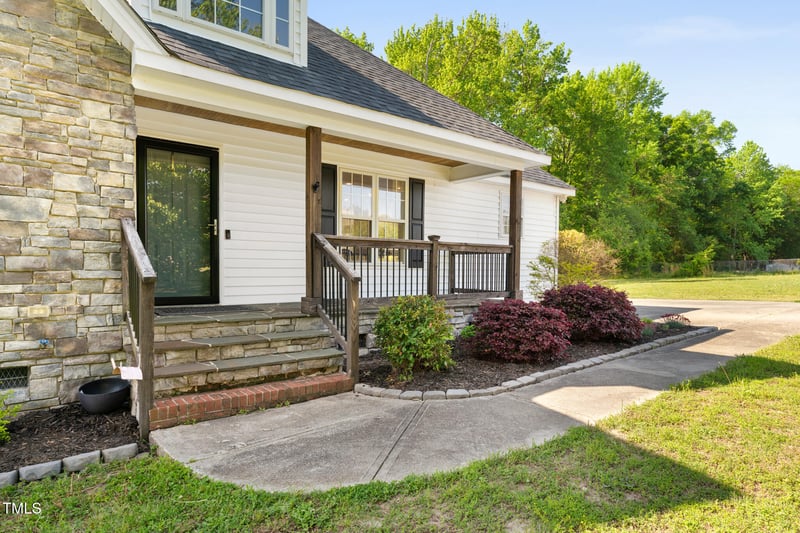5525 Sandy Trail Dr, Knightdale, NC 27545