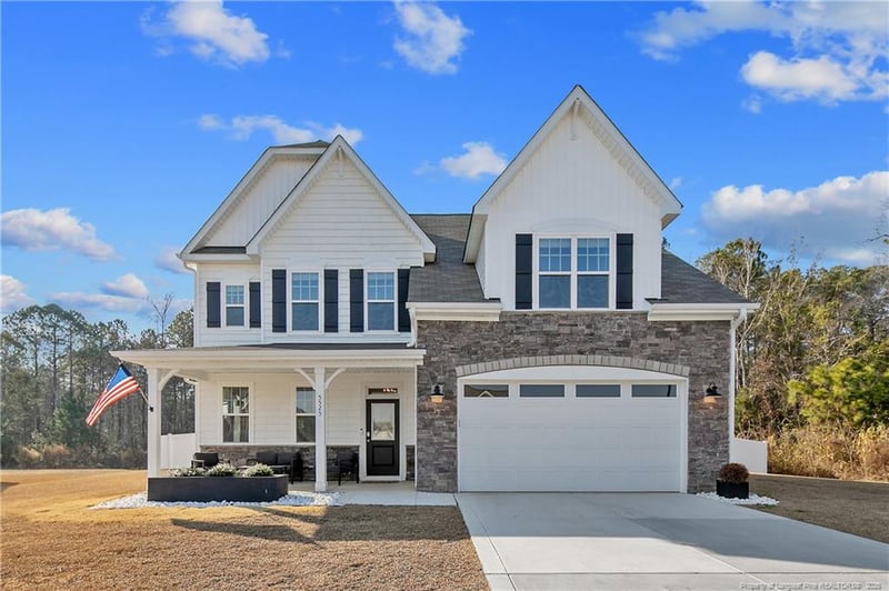 5525 Tall Timbers Dr, Fayetteville, NC 28311