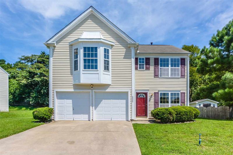 5525 Wedgegate Dr, Raleigh, NC 27616
