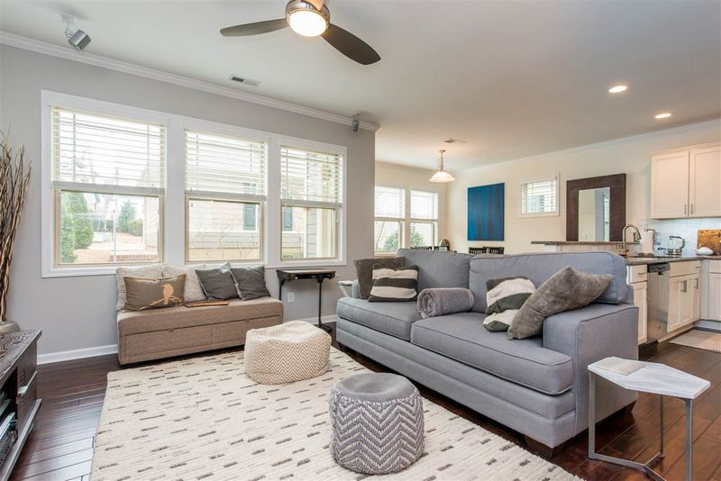 5526 Wade Park Blvd, Raleigh, NC 27607