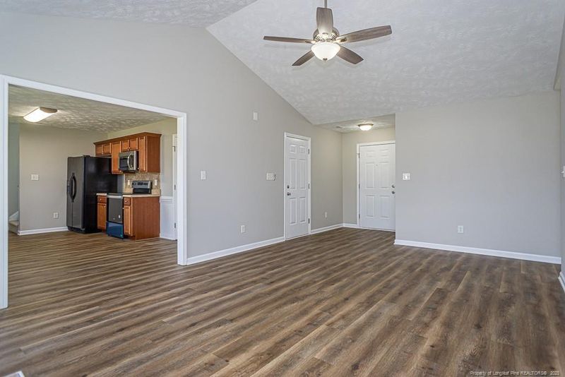 5527 Thackeray Dr, Fayetteville, NC 28306