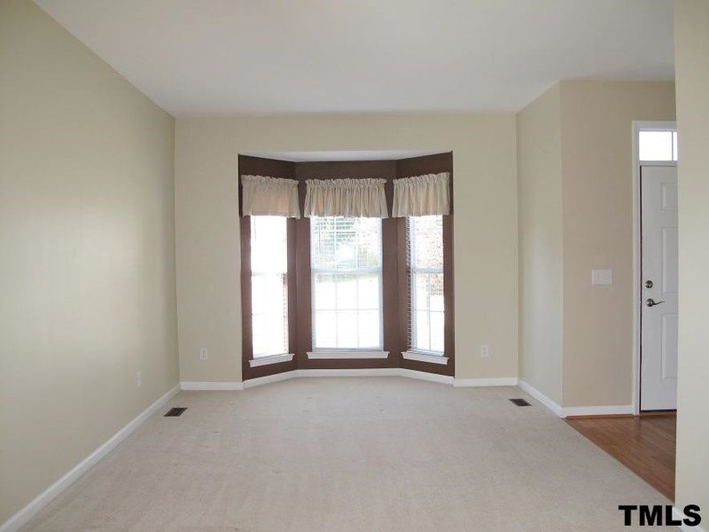 5528 Glencree Ct, Raleigh, NC 27612