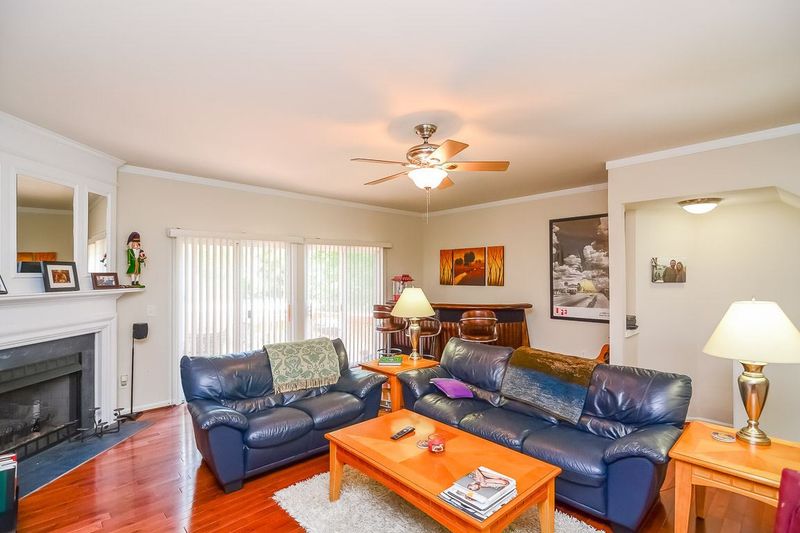 5528 Red Robin Rd, Raleigh, NC 27613