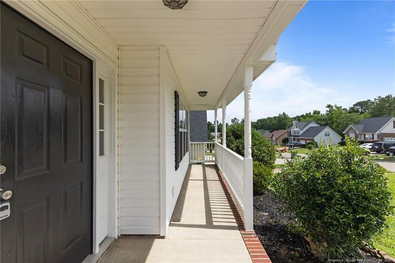 5528 Rising Ridge Dr, Hope Mills, NC 28348