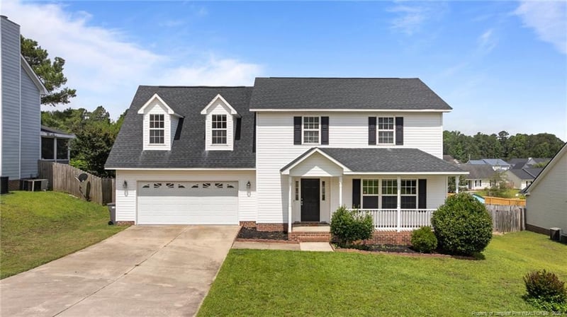 5528 Rising Ridge Dr, Hope Mills, NC 28348