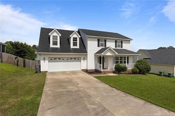 5528 Rising Ridge Dr, Hope Mills, NC 28348