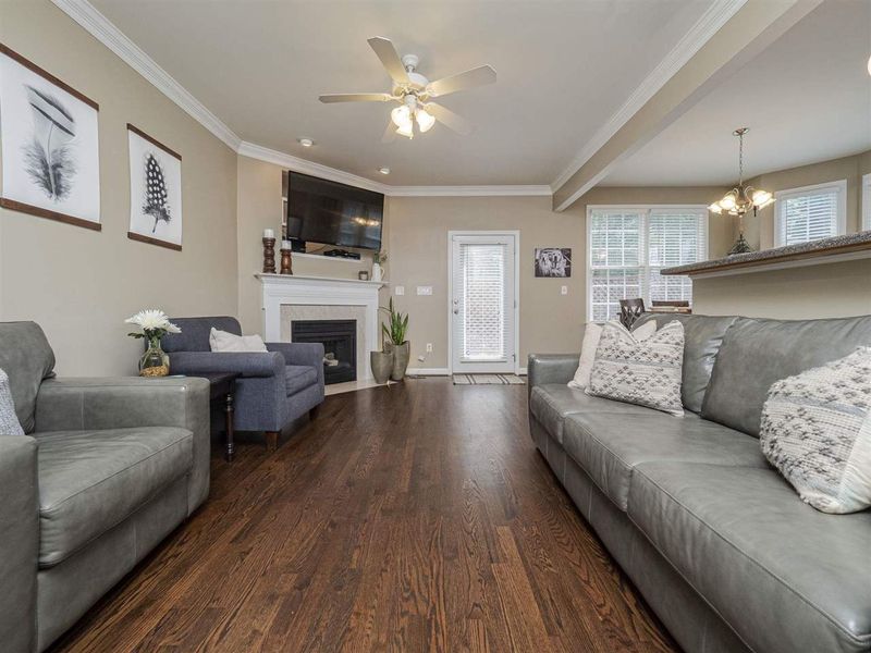 5529 Cottonrose Ln, Raleigh, NC 27606