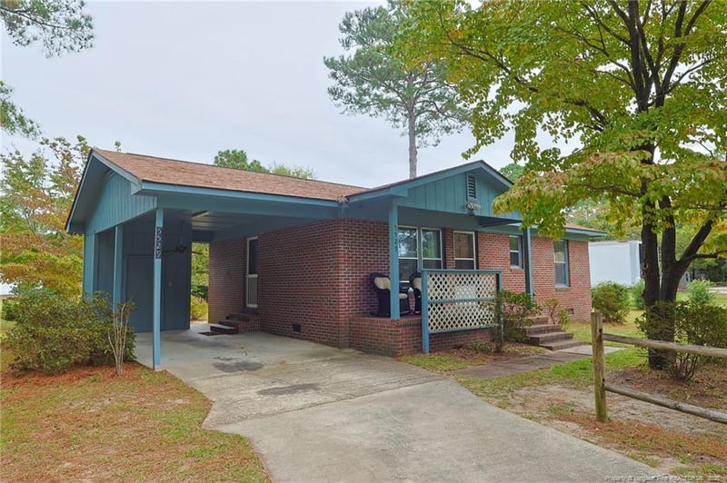 5529 Franklin St, Hope Mills, NC 28348