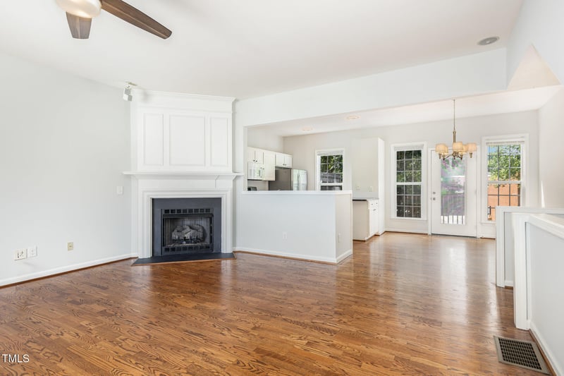 5529 Golden Arrow Ln, Raleigh, NC 27613