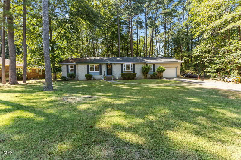 5529 Hedrick Dr, Fayetteville, NC 28303