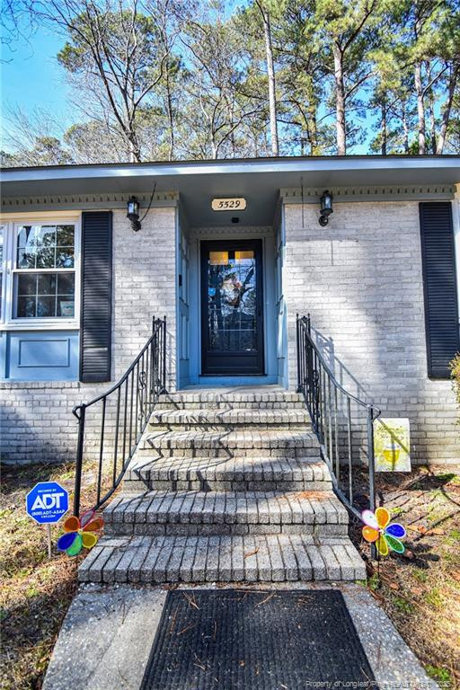 5529 Hedrick Dr, Fayetteville, NC 28303