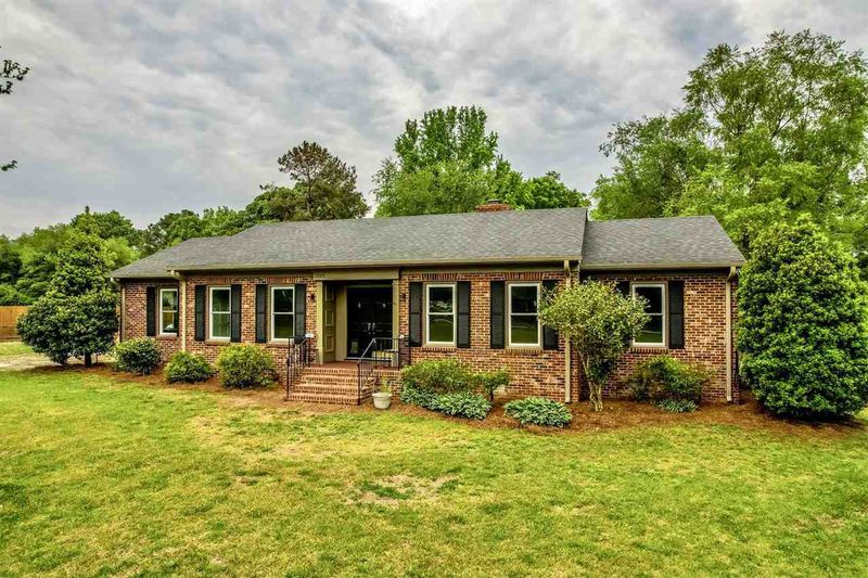 5529 Hilltop Needmore Rd, Fuquay Varina, NC 27526