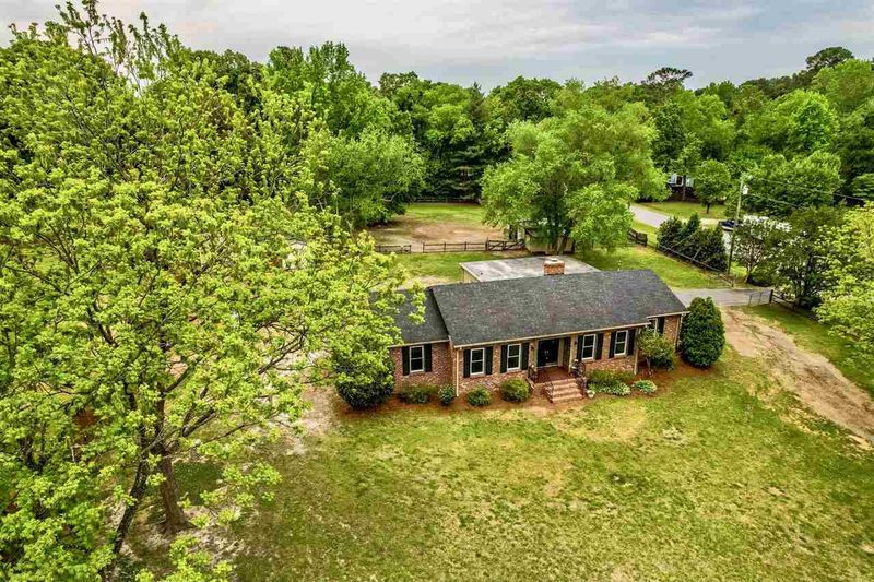 5529 Hilltop Needmore Rd, Fuquay Varina, NC 27526