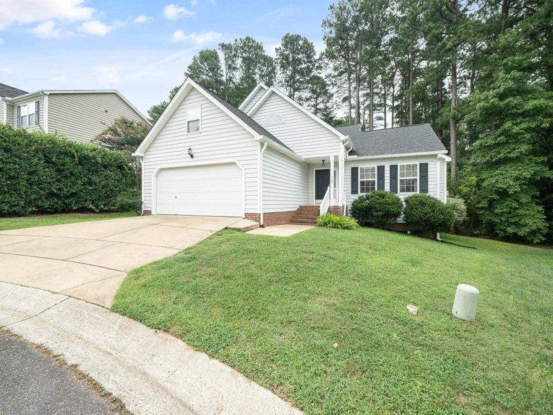 5529 Seafarer Ct, Raleigh, NC 27613