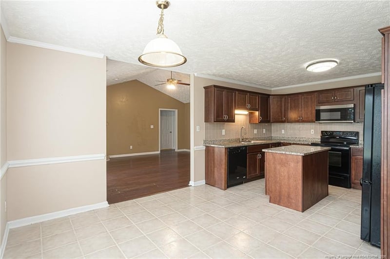 5529 Walking Trail Way, Hope Mills, NC 28348