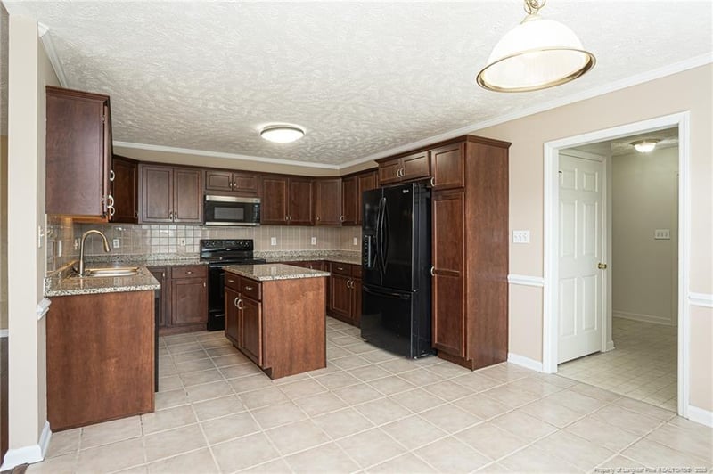 5529 Walking Trail Way, Hope Mills, NC 28348