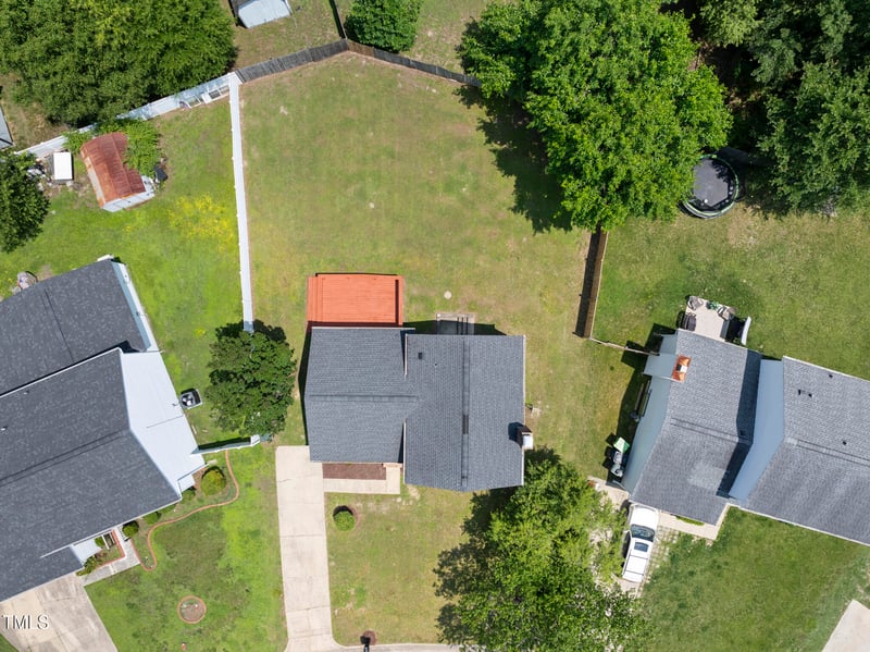 5529 Wood Pond Ct, Raleigh, NC 27610