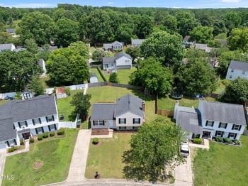 5529 Wood Pond Ct, Raleigh, NC 27610