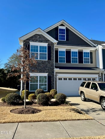 553 Barneswyck Dr, Fuquay Varina, NC 27526