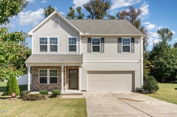 553 Kennelman Cir, Wendell, NC 27591