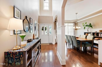 553 Lake Gaston Dr, Fuquay Varina, NC 27526