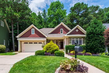 553 Lake Gaston Dr, Fuquay Varina, NC 27526