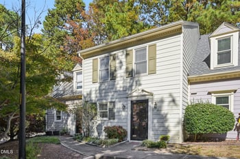 5530 Forest Oaks Dr, Raleigh, NC 27609
